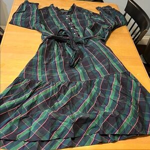 4x Free Assembly plaid dress